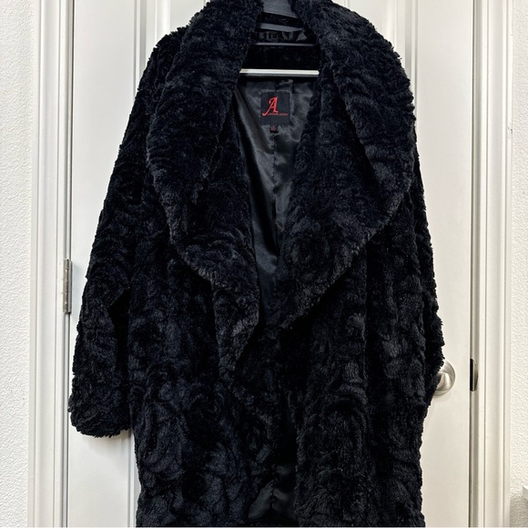 Adrienne Landau Women's Black Faux Fur Coat Rose Design Size M - Picture 13 of 13